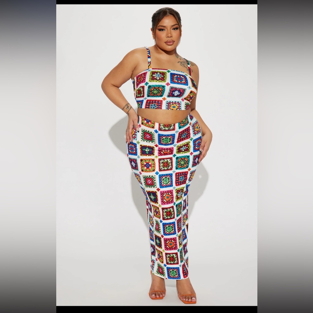 Two piece skirt set